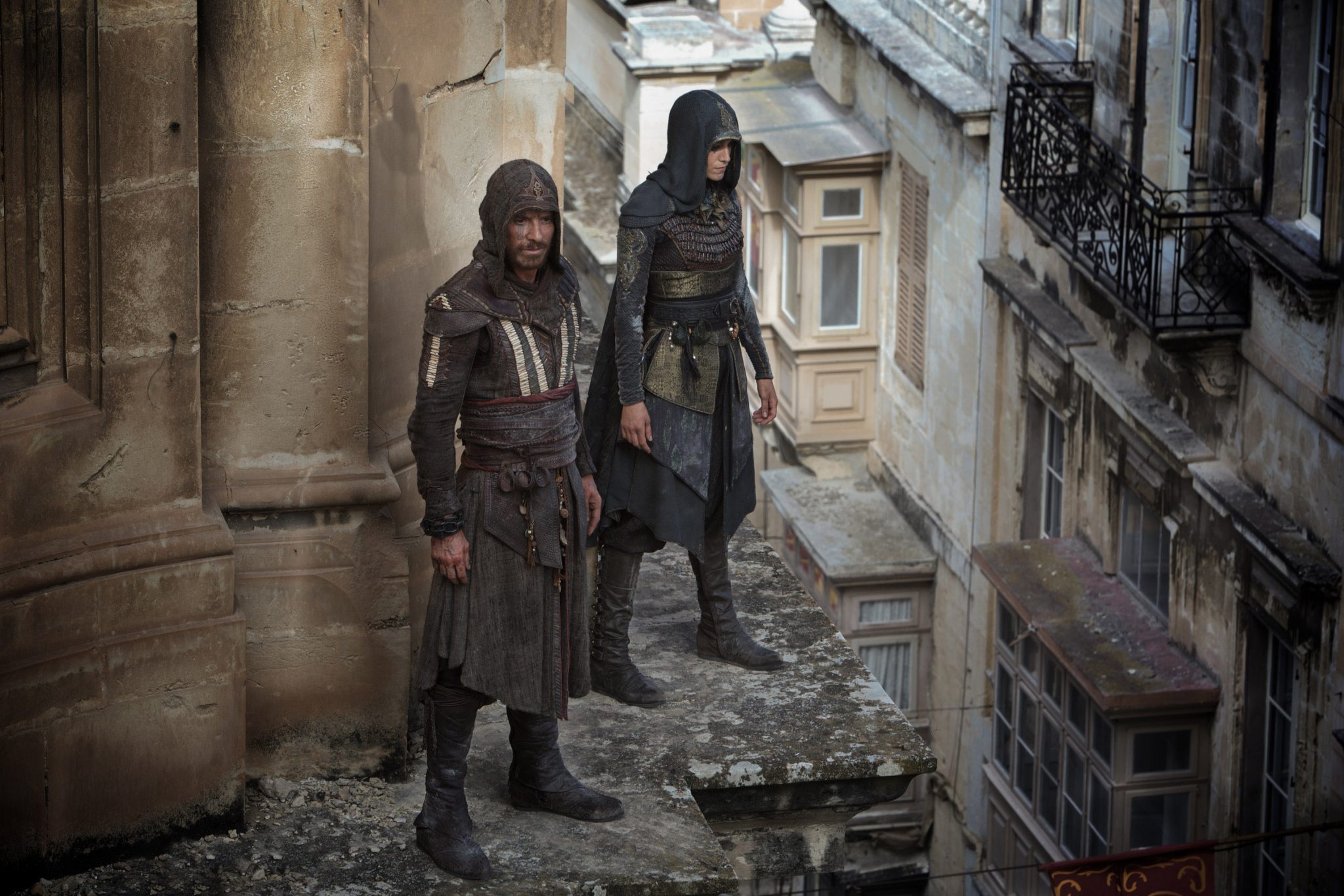 BRÉKING: Ütős trailert kapott az Assassin’s Creed  film
