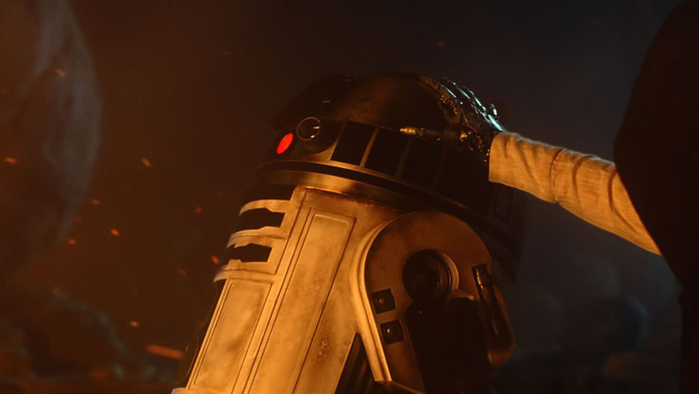 A Star Wars 8 víziója felfedi Luke Skywalker múltját