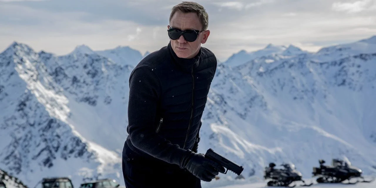 James Bond 25: Christopher Nolan nevét pletykálják