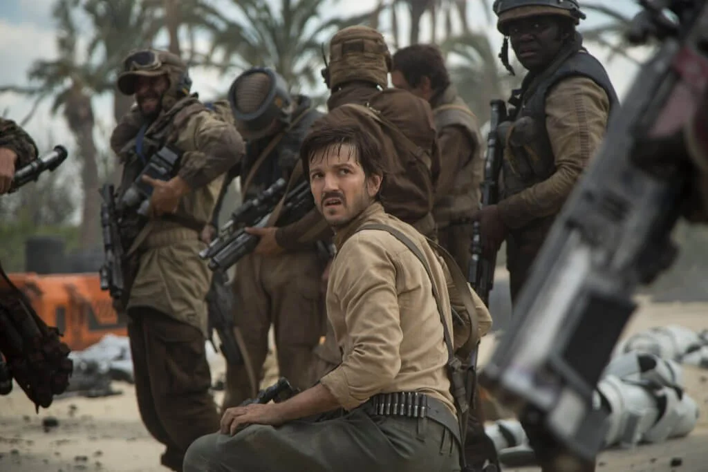 Diego Luna a Cassian Andor-sorozat forgatásáról csevegett, amibe Tony Gilroy rendezőt is bevonják majd 6 Cassian Andor