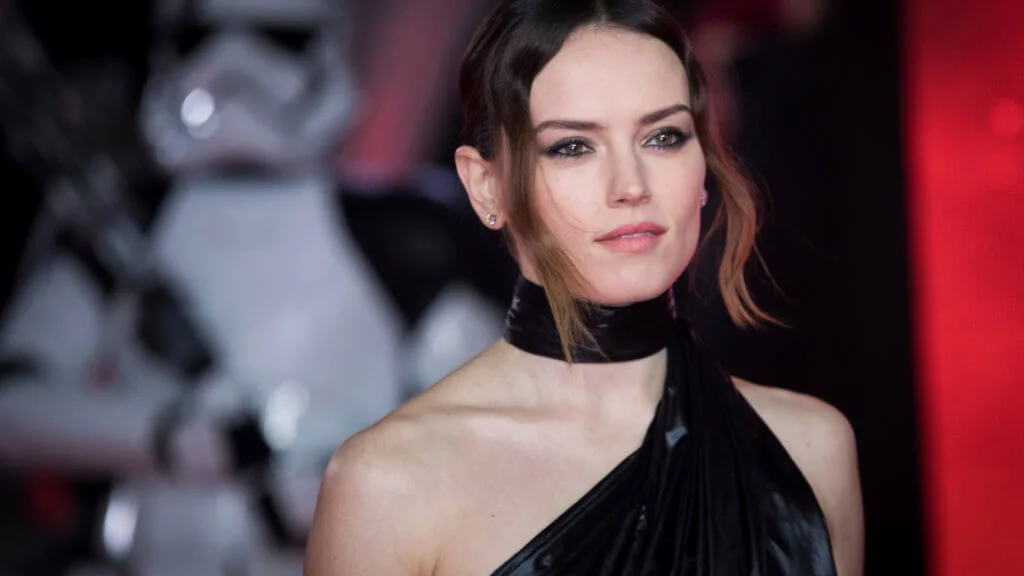 Daisy Ridley profilozónak áll, már tárgyal a The Ice Beneath Her főszerepéről 6 Daisy Ridley