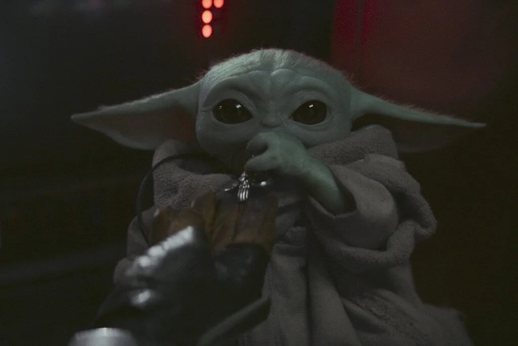 Pedro Pascal szerint az agyad eldobod majd a The Mandalorian második évadától 6 Bébi Yoda