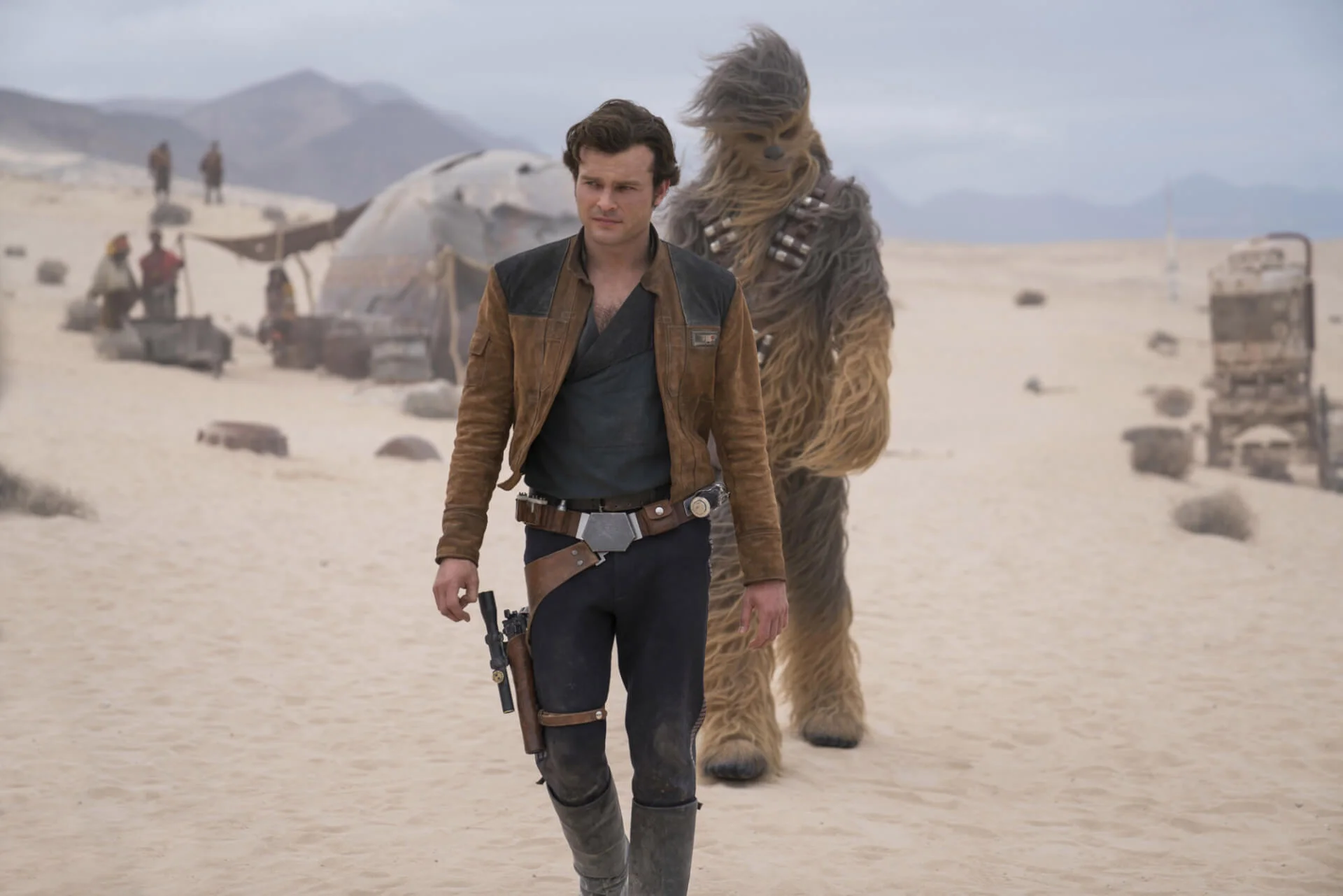 Alden Ehrenreich arról beszélt, hogy valószínűleg egy Disney+ sorozatban térhet vissza Han Solo szerepében