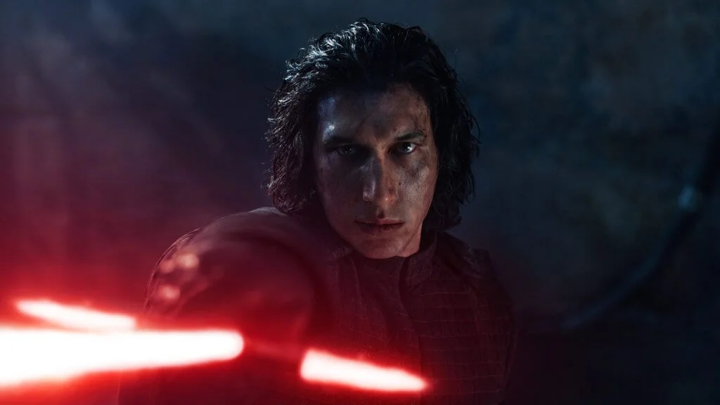 Adam Drivert még mindig kísérti, hogy Kylo Ren megölte Han Solót Az ébredő Erőben 6 kylo ren merry rise tall