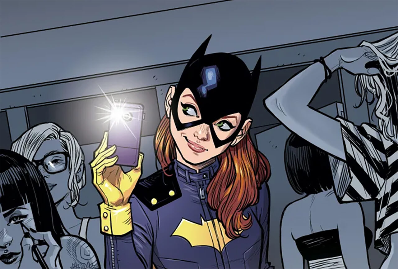 Leslie Grace végre beöltözött, megosztotta az első képet Batgirl teljes jelmezéről
