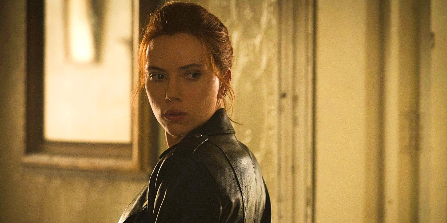 Scarlett Johansson állítólag 100 millió dollárt követelt a Disneytől a Fekete Özvegy párhuzamos terjesztése miatt