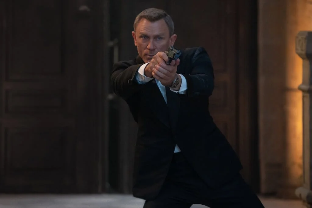 KRITIKA: 007 Nincs idő meghalni 7 007 Nincs idő meghalni