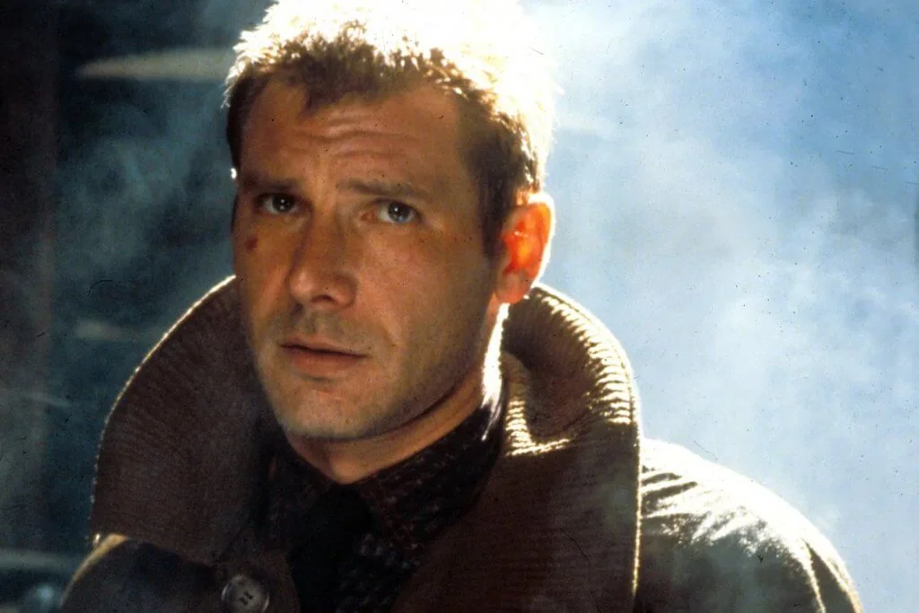 Harrison Ford megkapta a Szárnyas fejvadász főszerepét Han Solo után, de a befektetők azt kérdezték: „Ki a fene az a Harrison Ford?” 6 Szárnyas fejvadász