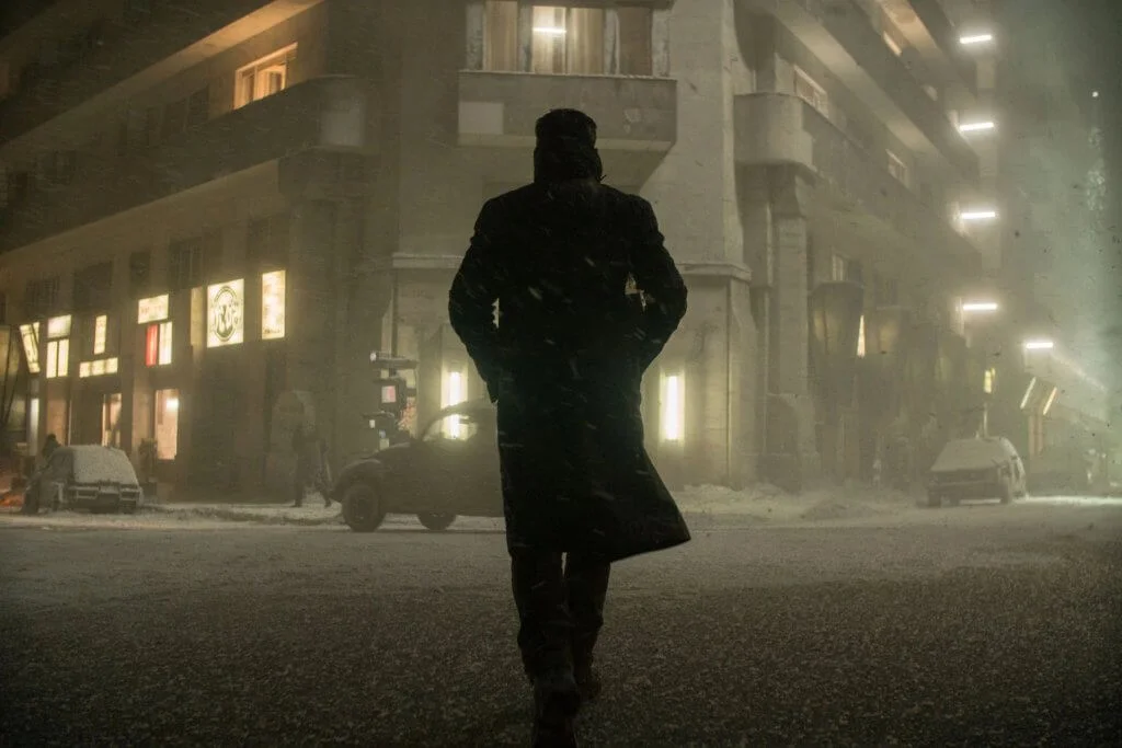 A Prime Video bejelentette, csendben leforgatták a Szárnyas fejvadász 2099 című sorozatot 6 Szárnyas fejvadász 2049