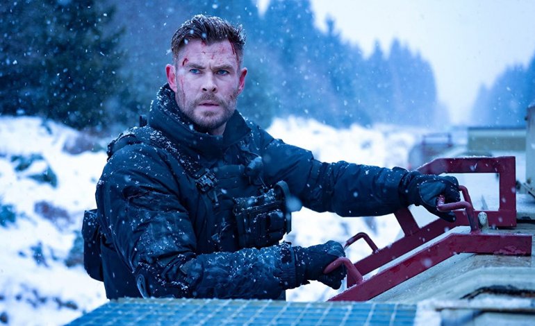 Extrém kaszkadőrmutatványok várnak Chris Hemsworth karakterére a Tyler Rake – A kimenekítés 2. részében