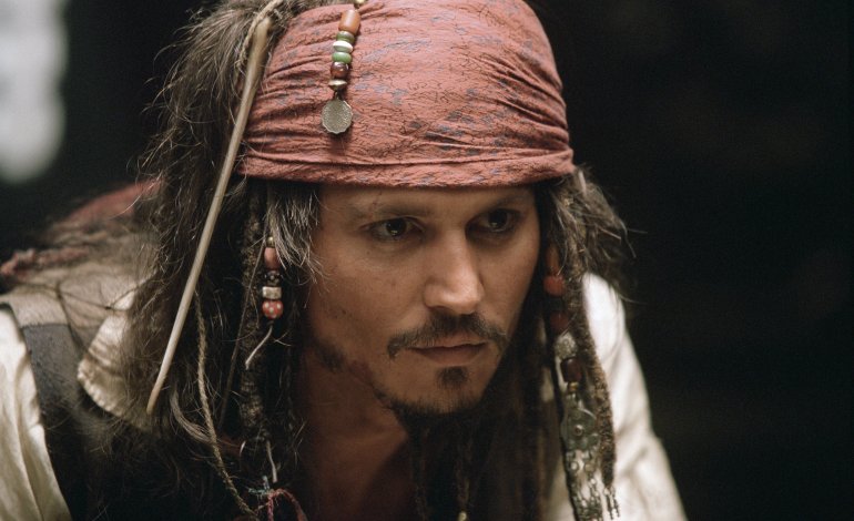 Jerry Bruckheimer elismerte, hogy megpróbálták megölni Johnny Depp karakterét A Karib-tenger kalózaiban, de “nem működött