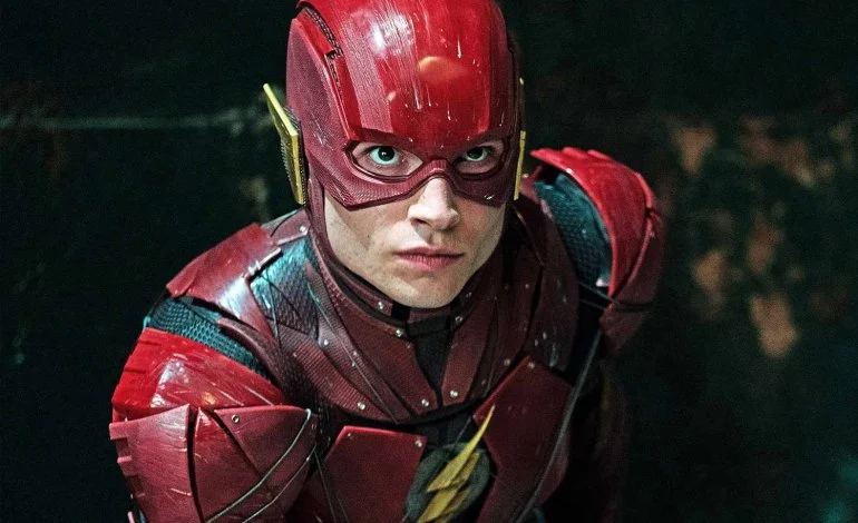 Ezra Miller sorsáról is beszélt James Gunn, hogy a Flash bemutatója után maradhat-e a szerepben