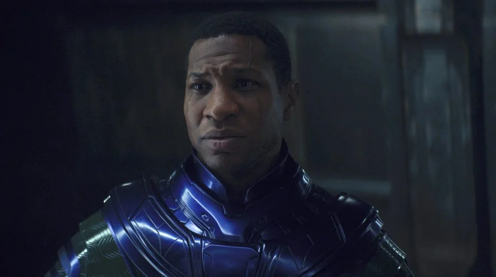 Jonathan Majors megtörte a csendet, hogy Robert Downey Jr. Doctor Doomja váltja Kangot 6 A Hangya és a Darázs: Kvantumánia