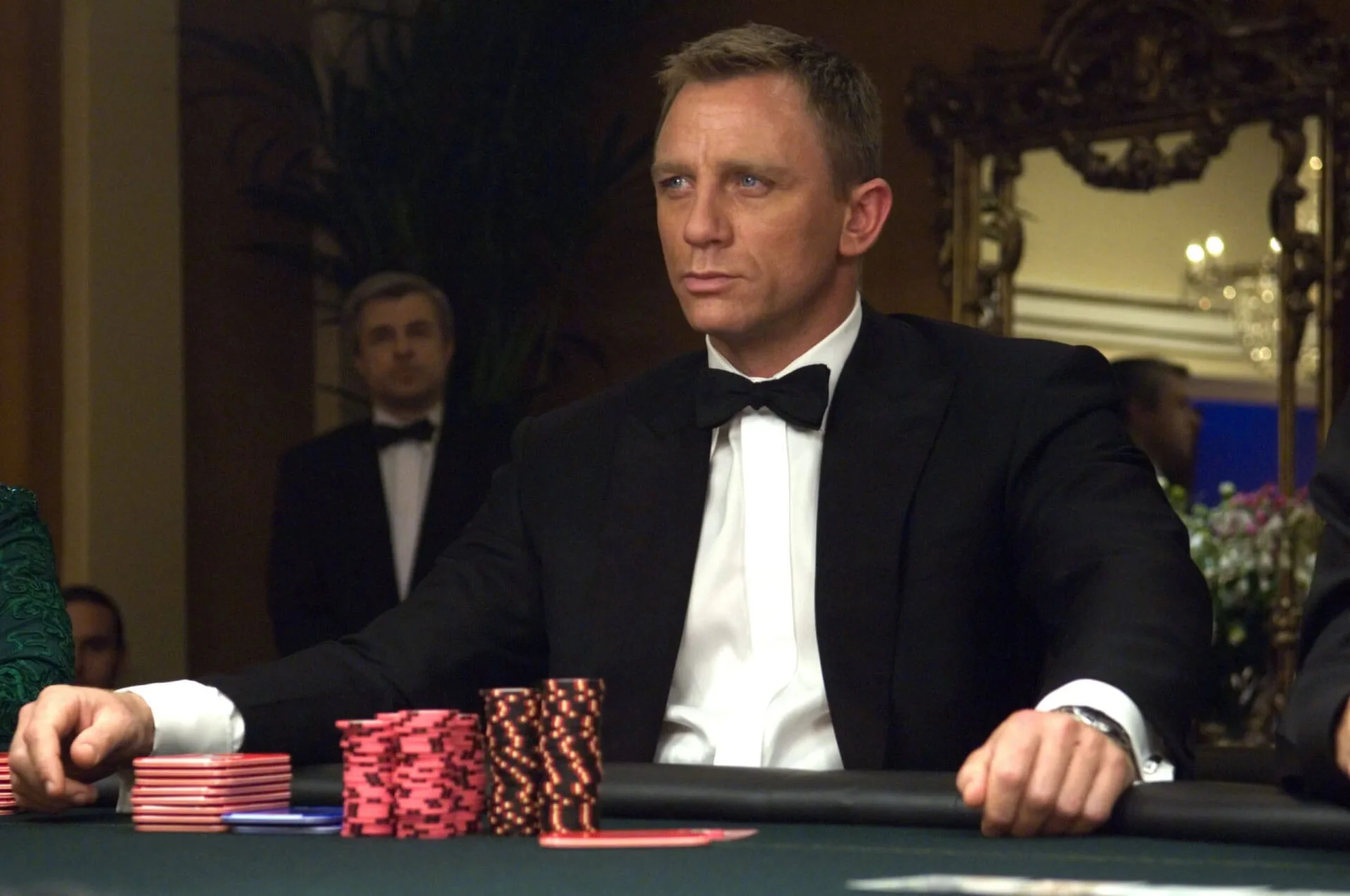 A casting-igazgató elárulta, miért nem egy fiatalabb jelölt mellett döntöttek, amikor Daniel Craig kapta a James Bond szerepét