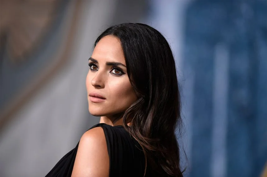 Adria Arjona