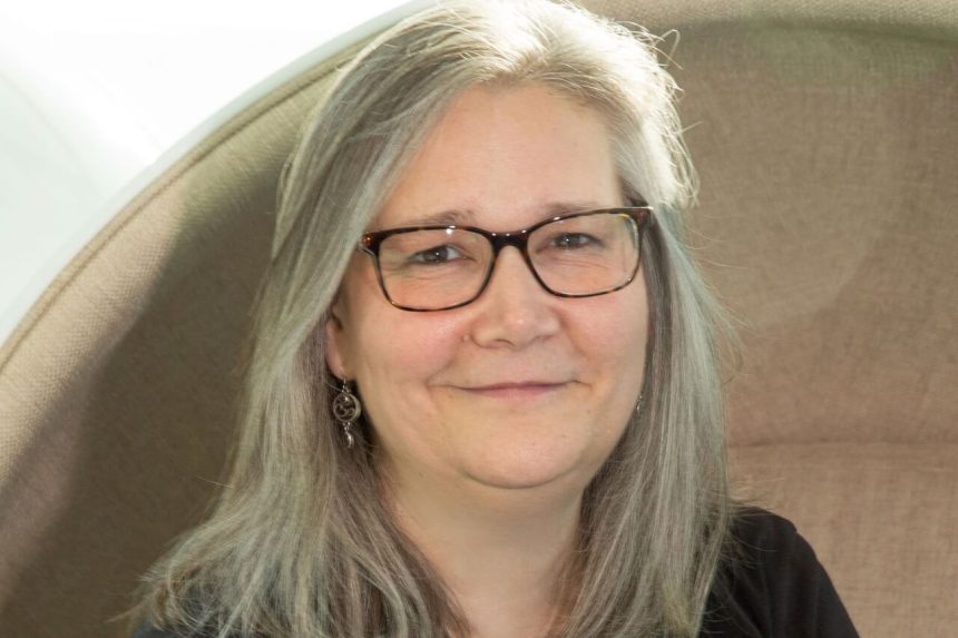 Amy Hennig