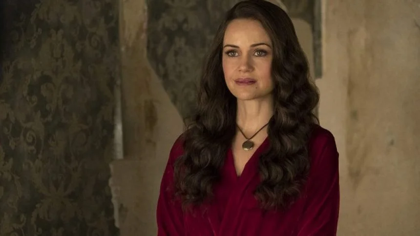 Carla Gugino