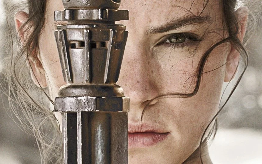 Rey face 1200x750 1
