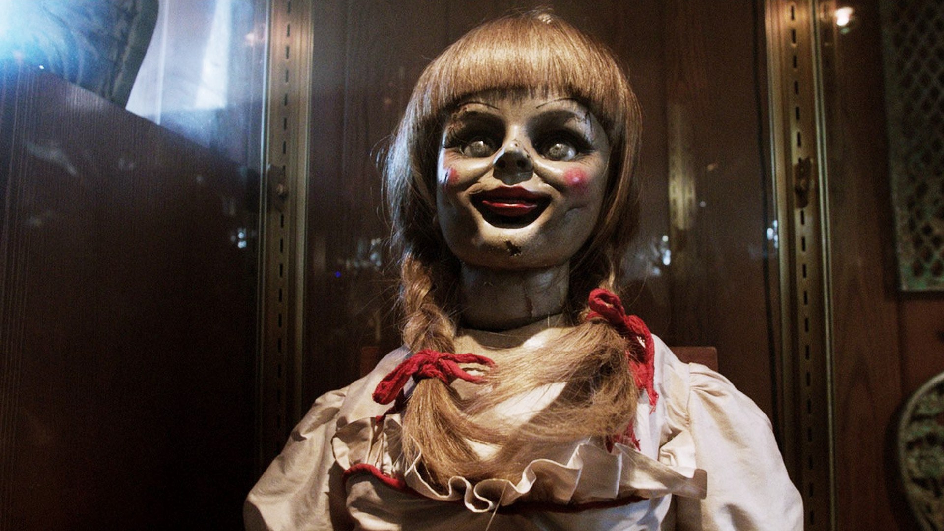 annabellefeature