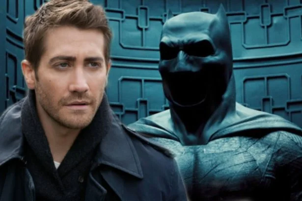 batman gyllenhaal mini