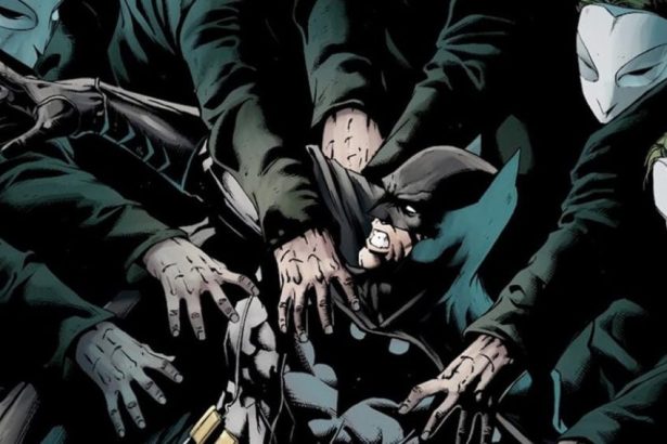 batman takes on the court of owls