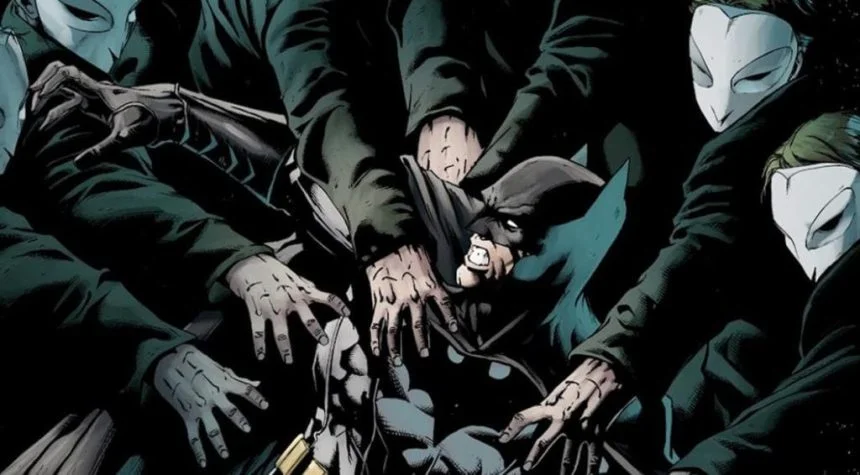 batman takes on the court of owls