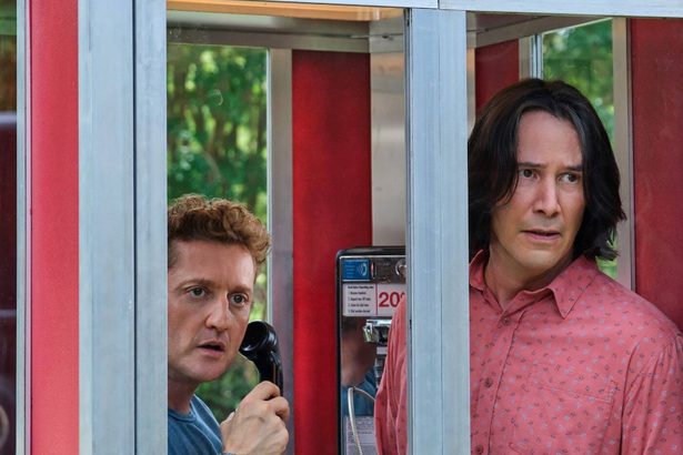 bill ted face the music Alex Winter and Keanu Reeves star in BILL TED FACE THE MUSIC rgb