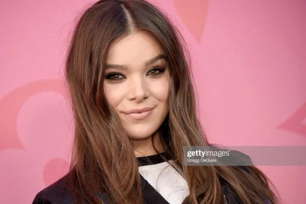 Hailee Steinfeld