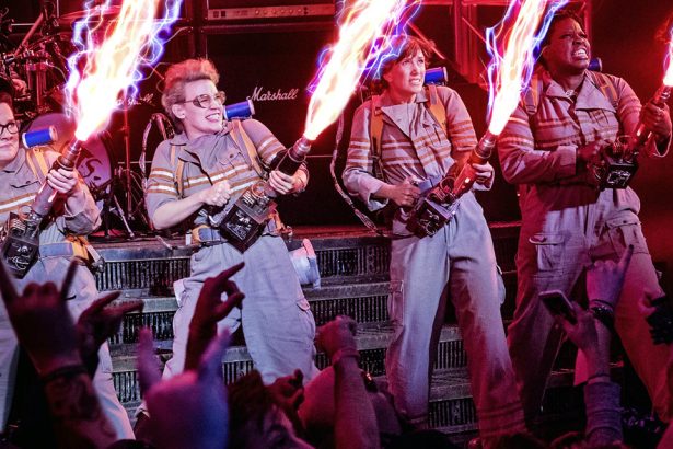 ghostbusters 2016 cast proton packs images