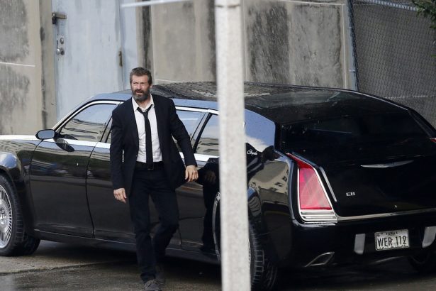 hugh jackman beard wolverine 3 set photos 12