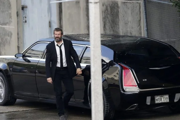 hugh jackman beard wolverine 3 set photos 12