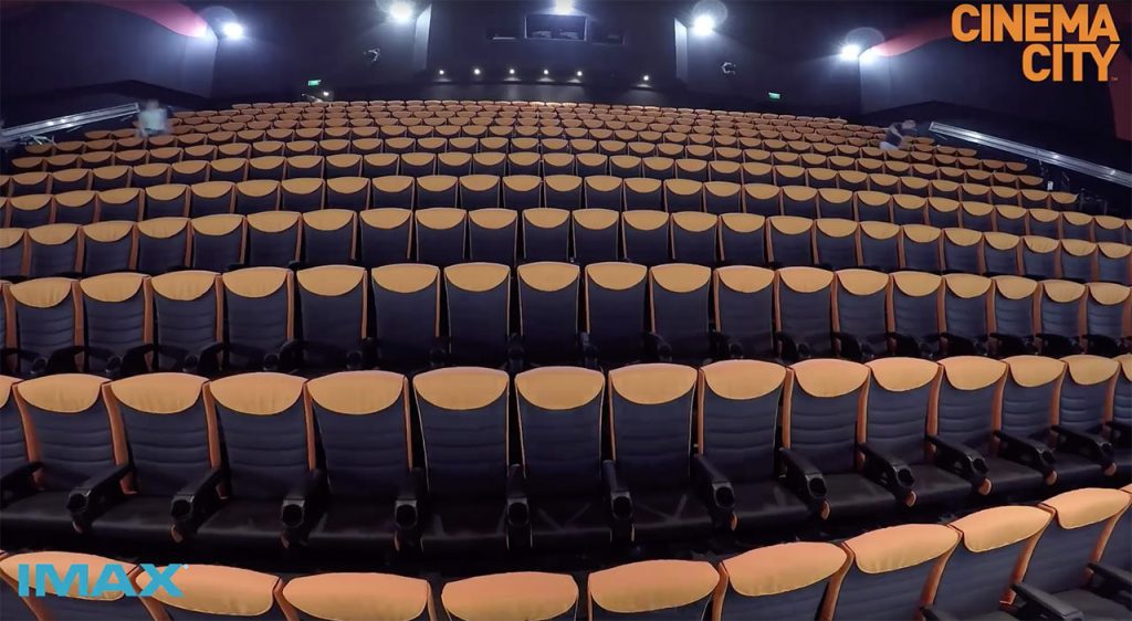 Fontolgatják az IMAX eladását, valósággal kilőttek a részvények 14 Fontolgatják az IMAX eladását, valósággal kilőttek a részvények