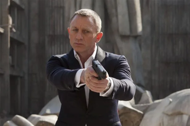 007 Nincs idő meghalni