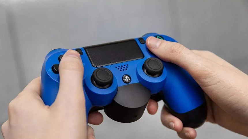 jbareham 200108 ply0989 ps4 controller 0124.0