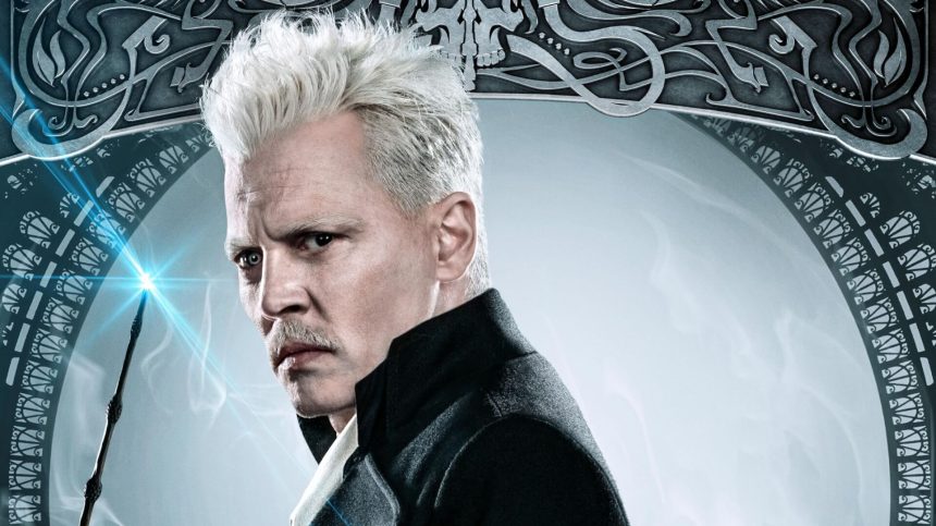 johnny depp as gellert grindelwald in fantastic beasts the crimes of grindlewald 2018 0u scaled 1
