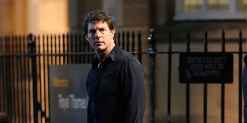 landscape 1459939360 tom cruise the mummy reboot