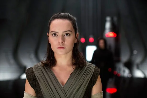 rey the last jedi mini 1