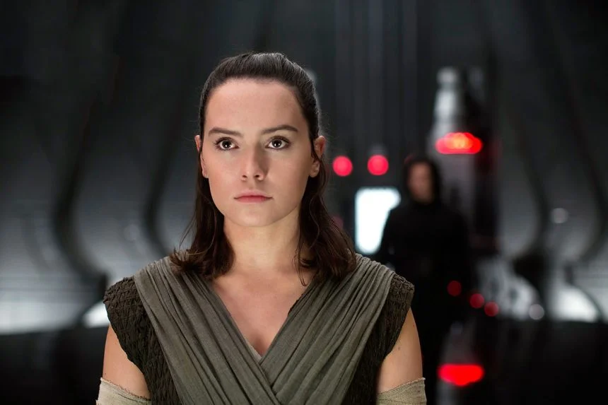 rey the last jedi mini 1