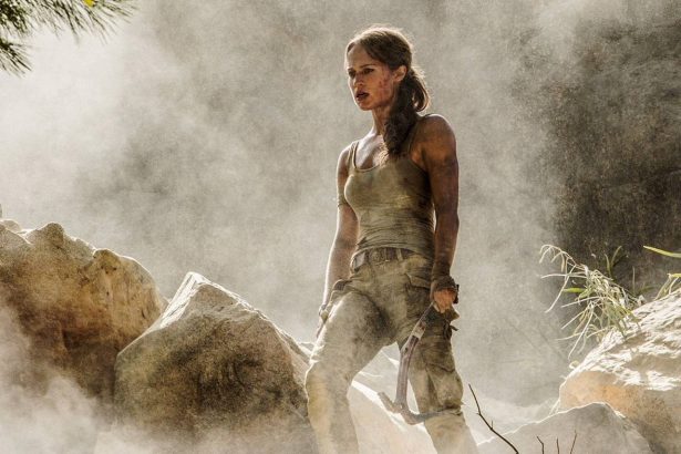 tomb raider film 2018 mini