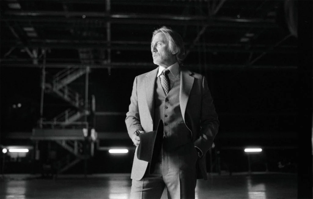 Tőrbe ejtve: Ébredj fel, halott ember