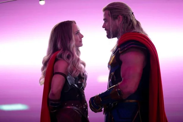Thor: Szerelem és mennydörgés