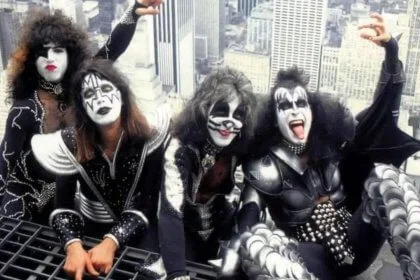 KISS