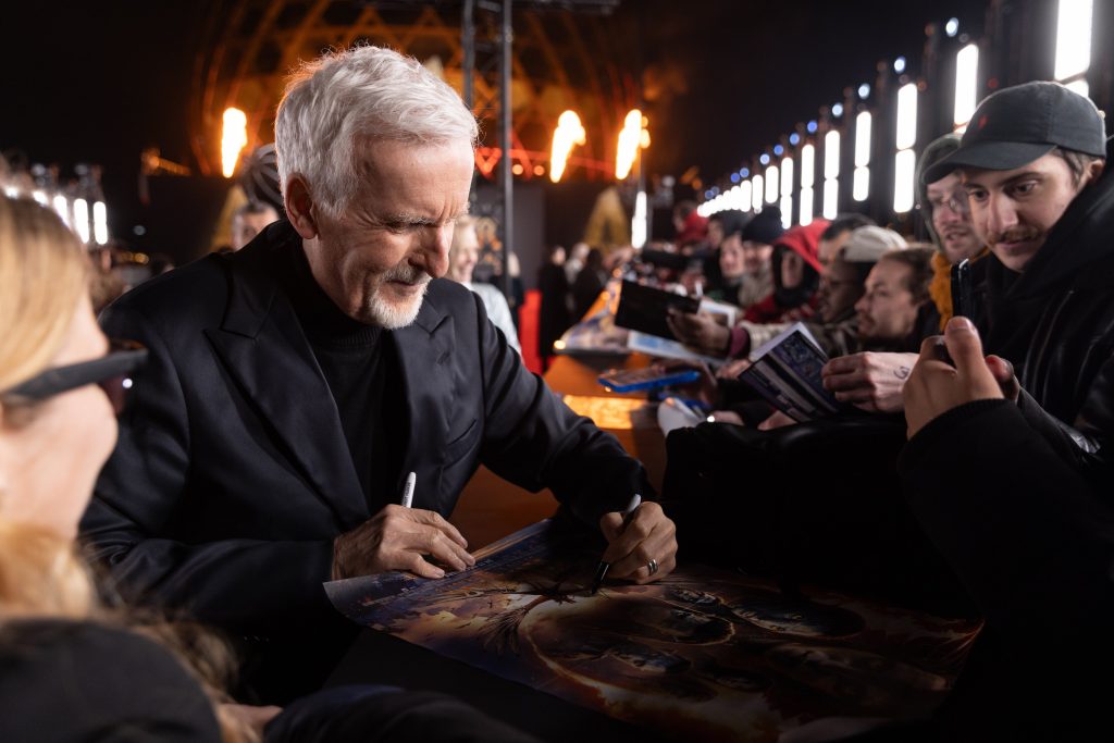 „Ez az én filmem!” – James Cameron keményen visszaszólt azoknak, akik kritizálják az Avatar: Tűz és hamu látványvilágát 12 Avatar: Tűz és hamu