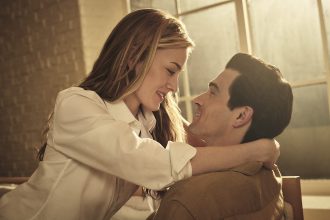 John F. Kennedy Jr. és Carolyn Bessette szerelmét bemutató sorozat érkezik a Disney+-ra 19 Love Story