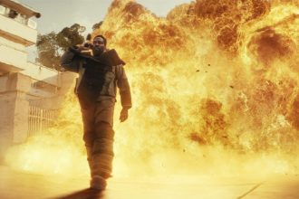 Megérkezett a Netflix új A tűzben edzett férfi sorozatának első brutális előzetese 18 Man on Fire