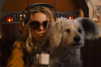 Kiszivárgott a Supergirl digitális megjelenési dátuma a hatalmas box office bukás után 20 Supergirl