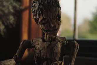 Pinokkió az orrával gyilkol horrorváltozatának előzetesében 48 Pinocchio: Unstrung