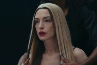 Anne Hathaway elmerül FKA twigs által írt sötét popzenéiben a Mother Mary új előzetesében 24 Mother Mary Anne Hathaway