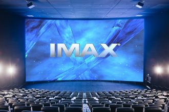 Fontolgatják az IMAX eladását, valósággal kilőttek a részvények 23 IMAX