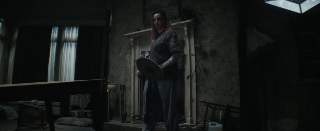 Gonosz halott: Égj! - Kritika 16 Evil Dead Burn